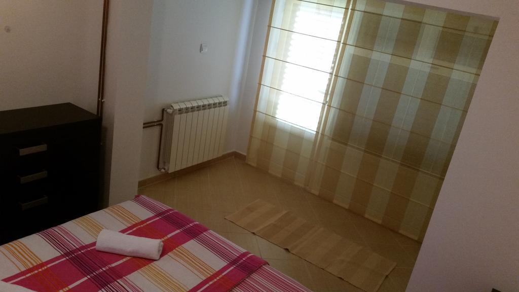 Apartment Milica Petrovac Bagian luar foto