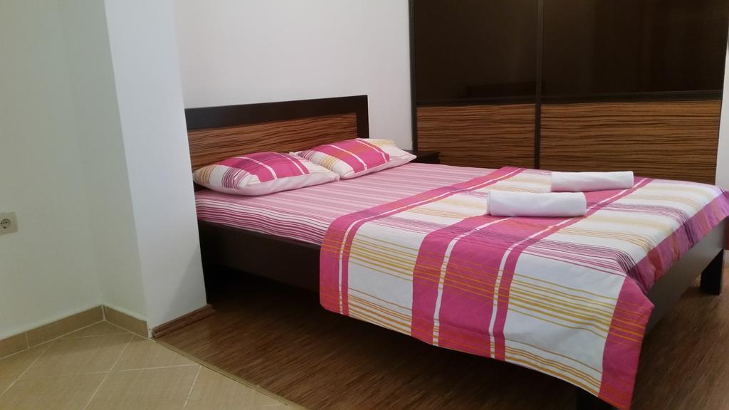 Apartment Milica Petrovac Bagian luar foto